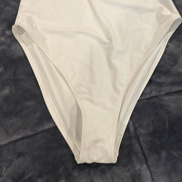 NWT x BRIDAL SWIMSUIT - Picture 4 of 5